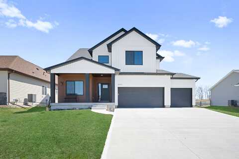 4585 SE 35th Court, Des Moines, IA 50320