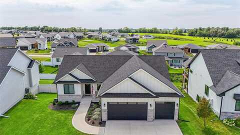 1909 Timberview Drive, Norwalk, IA 50211