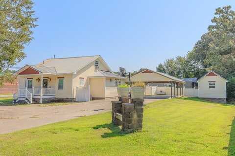 622 W Market Street, CHATSWORTH, GA 30705