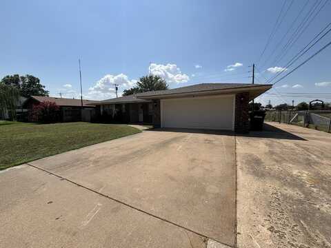 1402 S Hayes, Enid, OK 73703