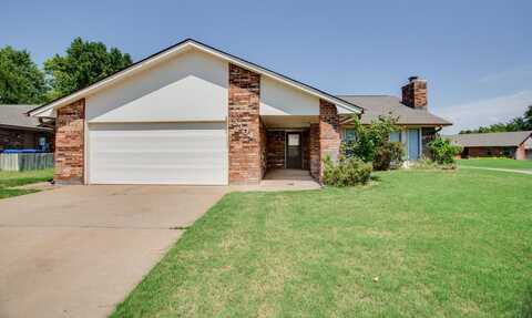 2304 Single Tree Ln, Enid, OK 73703