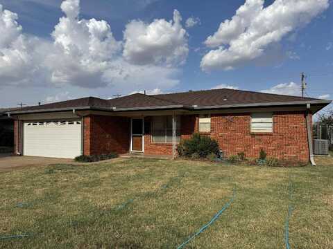 520 N Meramac Dr, Hennessey, OK 73742