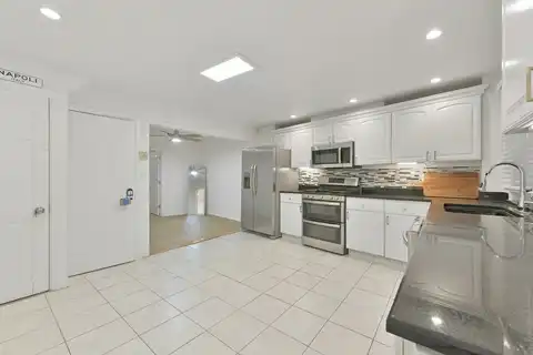 144 Salem St, Boston, MA 02113