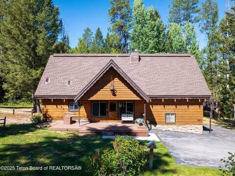 627 GRANDVIEW Drive, Alpine, WY 83128
