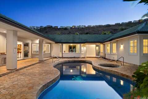 626 W Hind Drive, Honolulu, HI 96821