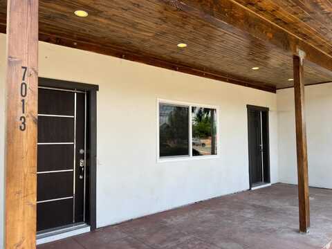 7013 Maroa Avenue N, Pinedale, CA 93650