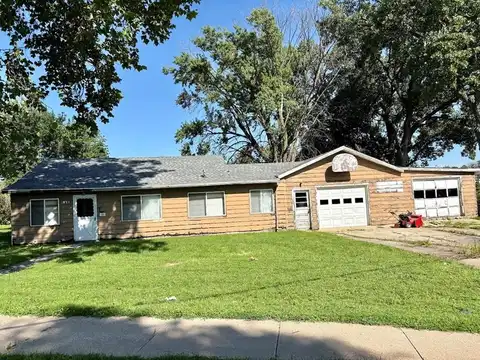 805 S 25th St, Fort Dodge, IA 50501