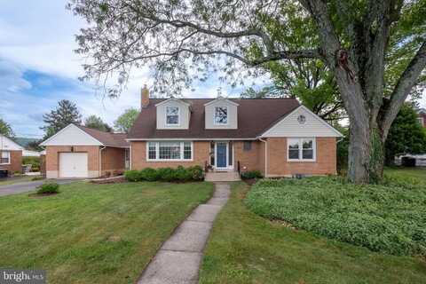 120 SPRUCE STREET, EMMAUS, PA 18049