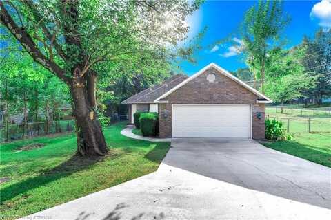 205 S 14th ST, Van Buren, AR 72956