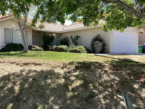 36564 Turner Drive, Palmdale, CA 93550