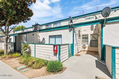 44544 E 15th St, Lancaster, CA 93535