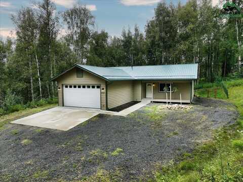 695 GRUBSTAKE ROAD, Fairbanks, AK 99712