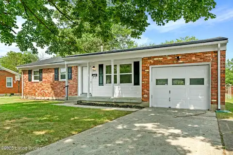 8212 Rocky Gap Rd, Louisville, KY 40214