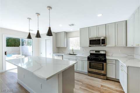 6101 Crystal Talon Street, Las Vegas, NV 89130