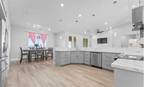 3720 W Charleston Park Avenue, Pahrump, NV 89048