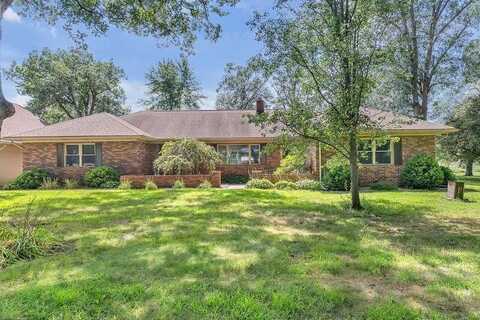8373 Oak Tree Drive, Rensselaer, IN 47978