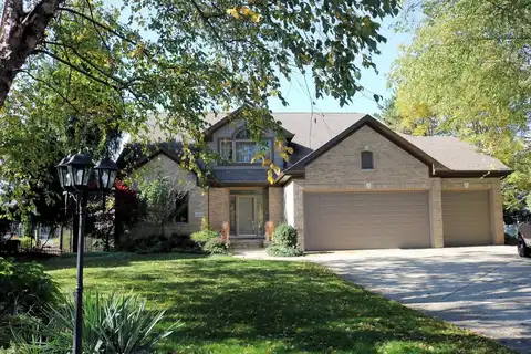 10316 Cherrywood Lane, Munster, IN 46321