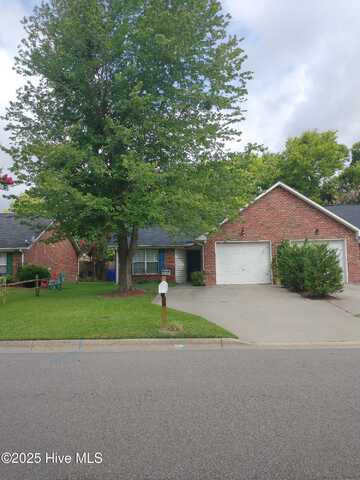 2621 Richard Drive, Greenville, NC 27834