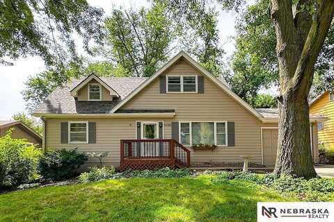 10015 Bedford Avenue, Omaha, NE 68134