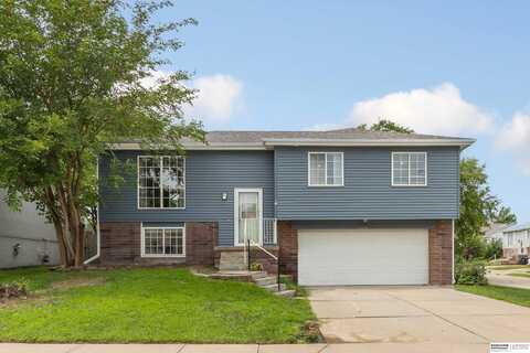 6726 N 111th Street, Omaha, NE 68164