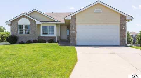 21113 Flagstone Circle, Gretna, NE 68028