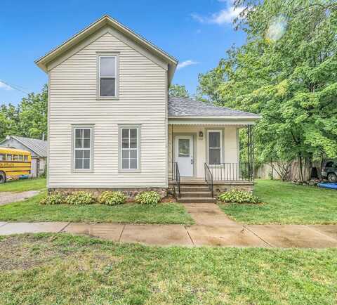 228 W Center Street, Concord, MI 49237