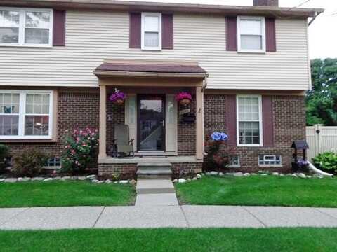 21053 E Glen Haven Circle, Northville, MI 48167