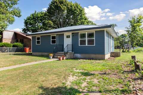 680 Waukonda Avenue, Benton Harbor, MI 49022