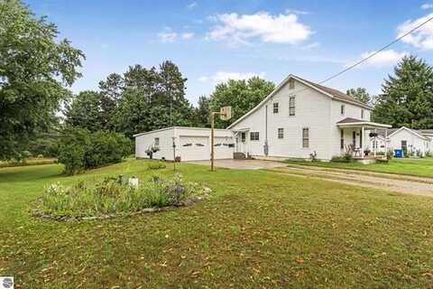 425 Whaley Street, Cadillac, MI 49601