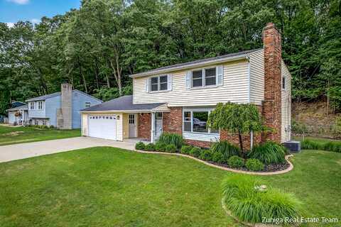 2147 Easthill Drive, Norton Shores, MI 49441