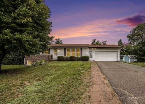 5621 Estate Road, Allendale, MI 49401