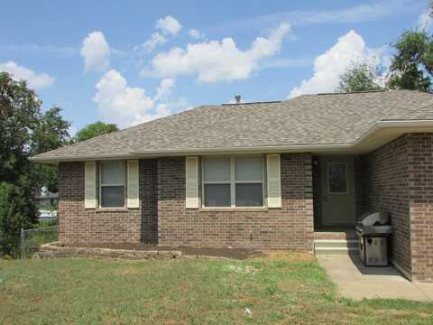 111 E Daleview Circle, Nixa, MO 65714