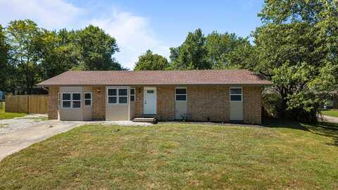 111 N Elmwood Avenue, Republic, MO 65738