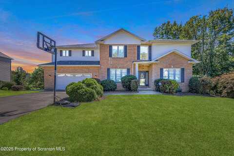 125 Hyland Hill Drive, Archbald, PA 18403