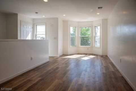 68 Graham Ave, Paterson, NJ 07524