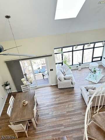 4 Keystone Ct, Vernon, NJ 07462