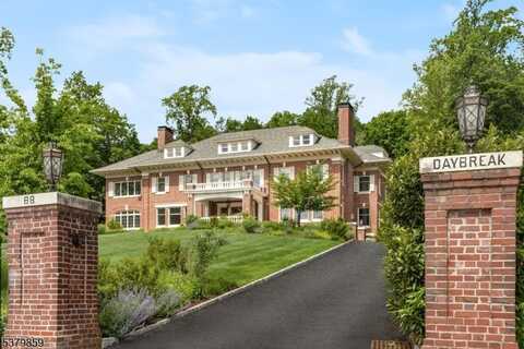 88 SOUTH MOUNTAIN AVENUE, Montclair, NJ 07042