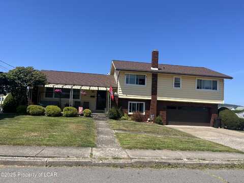 246 E Washington Street, Nanticoke, PA 18634