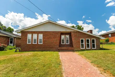 523 Dudding Avenue, Hurricane, WV 25526
