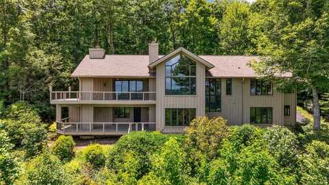 721 Lakeside Drive, Lake Toxaway, NC 28747