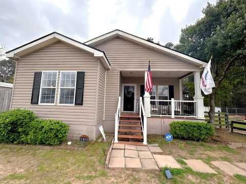 1402 AN CR 2110, Elkhart, TX 75839