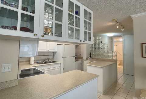 2415 Ala Wai Boulevard, Honolulu, HI 96815