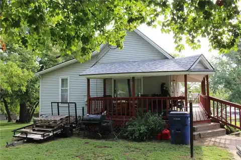 326 Isacks Street, Lecompton, KS 66050