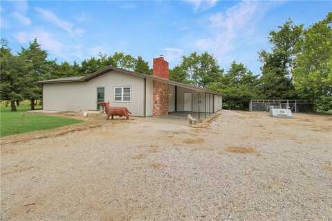 16011 Udall Road, Oswego, KS 67356