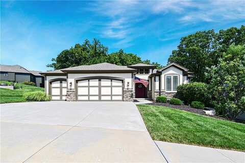 14135 Trail Creek Court, Parkville, MO 64152