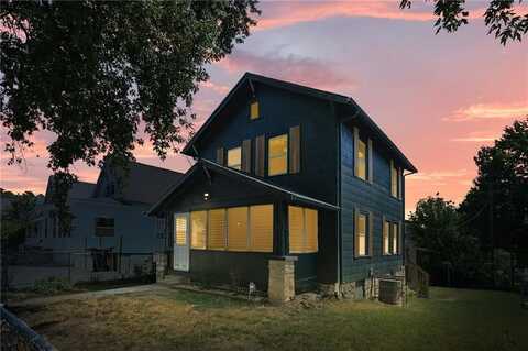 653 Elmwood Avenue, Kansas City, MO 64124