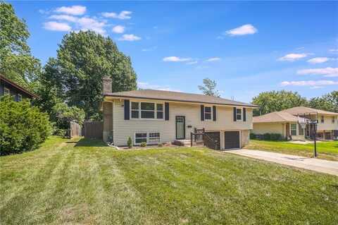 8525 Maple Avenue, Raytown, MO 64138