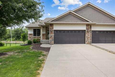 303 S Stewart St, North Liberty, IA 52317