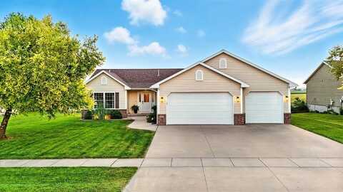 805 W 2nd Street, Kalona, IA 52247
