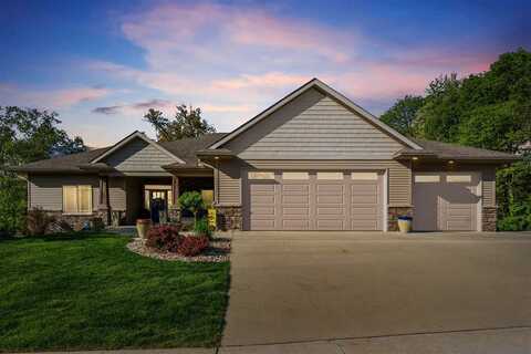 2055 Silver Maple Trail, North Liberty, IA 52317